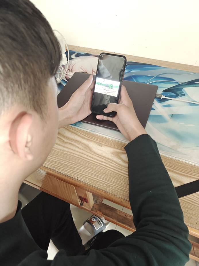 说明: C:\Users\Zhao\Desktop\太阳成集团tyc33455ccww组织师生收看《德耀中原—第八届河南省道德模范颁奖仪式 》\21计科2班黄嘉斌.jpg 说明: C:\Users\Zhao\Desktop\太阳成集团tyc33455ccww组织师生收看《德耀中原—第八届河南省道德模范颁奖仪式 》\21计科2班黄嘉斌.jpg