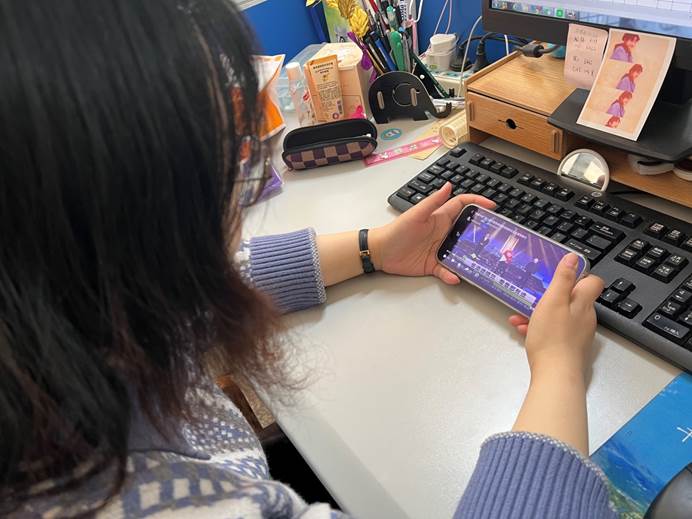 说明: C:\Users\Zhao\Desktop\太阳成集团tyc33455ccww组织师生收看《德耀中原—第八届河南省道德模范颁奖仪式 》\辅导员牛堃.jpg 说明: C:\Users\Zhao\Desktop\太阳成集团tyc33455ccww组织师生收看《德耀中原—第八届河南省道德模范颁奖仪式 》\辅导员牛堃.jpg